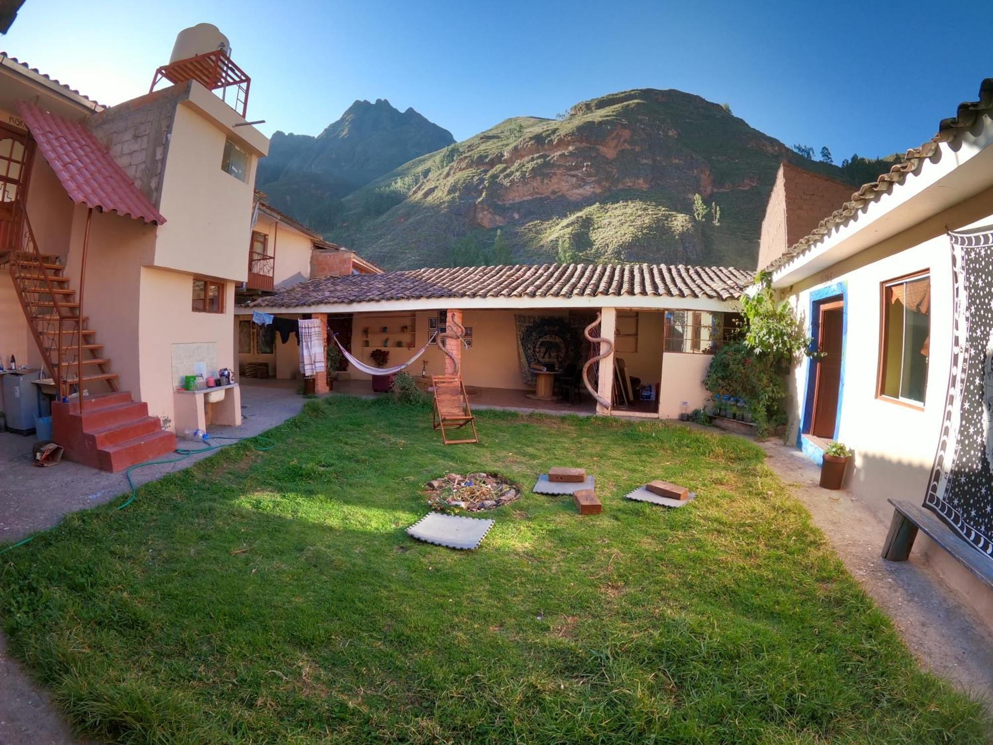 Tayta Wasi Homestay *